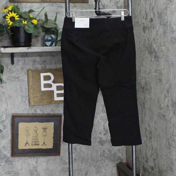 NWT Christopher and Banks Womens Cropped Stretch Pull On Pants Black 4 - Picture 2 of 7